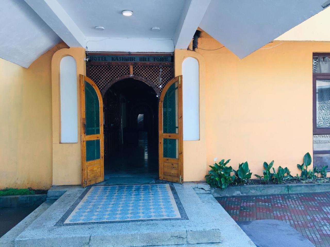 Kashmir Hill Town Hotel Srīnagar Exterior foto